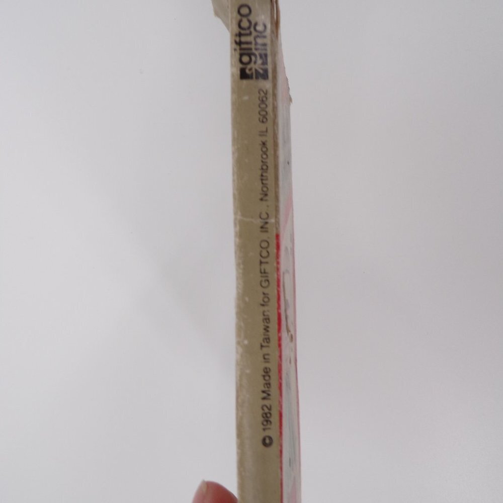 Vintage Giftco Cast Iron Cola Bottle Opener - 1982 - Picture 5 of 5